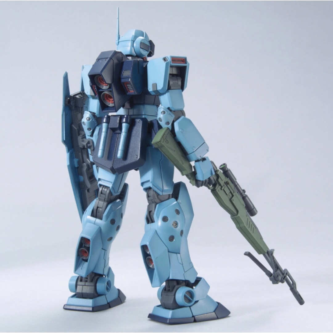 Master Grade（BANDAI）(マスターグレード)のMG 1/100 ジム・スナイパーII エンタメ/ホビーのおもちゃ/ぬいぐるみ(模型/プラモデル)の商品写真