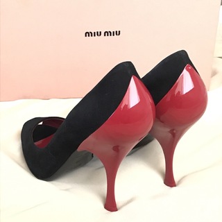 ミュウミュウ(miumiu)の新品未使用　miumiu バイカラー  パンプス　38(ハイヒール/パンプス)