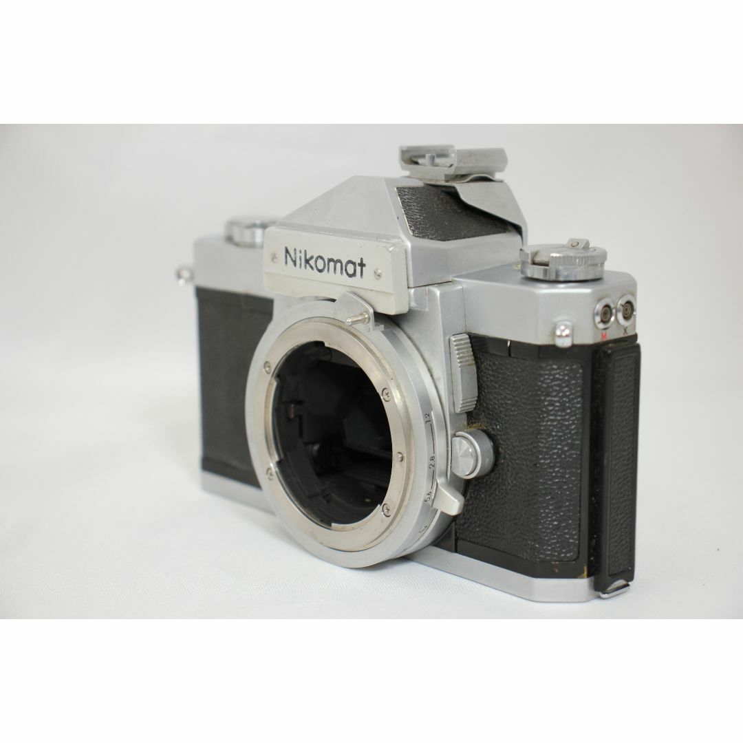 Nikon(ニコン)のNikomat FT フィルムカメラ ボディ シルバー スマホ/家電/カメラのカメラ(フィルムカメラ)の商品写真