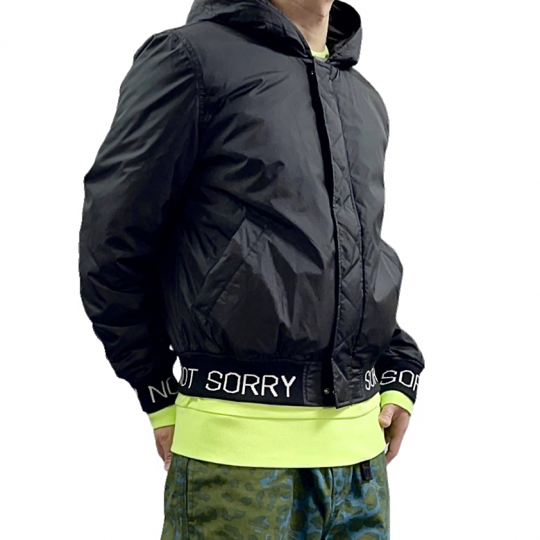 asos(エイソス)の新品 asos sorry リブ 中綿 ジップアップパーカー フード ジャケット メンズのジャケット/アウター(ブルゾン)の商品写真