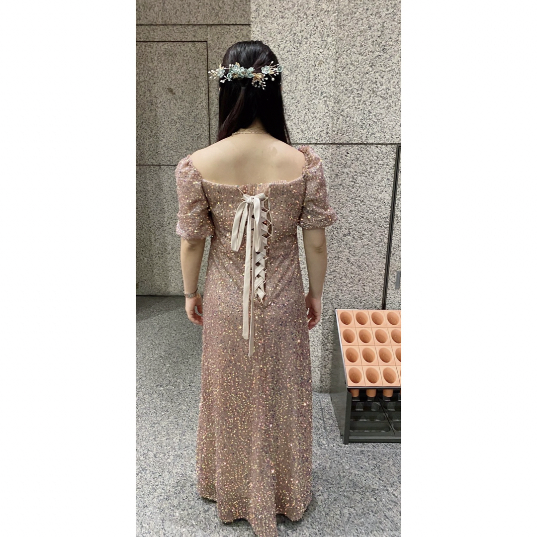 ドレス　ワンピース　シャンパンゴールド レディースのワンピース(ロングワンピース/マキシワンピース)の商品写真