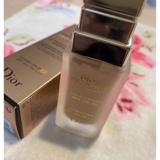 ディオール(Dior)のDiorディオール♡プレステージ　ホワイト ル プロテクター　UVミネラル BB(BBクリーム)