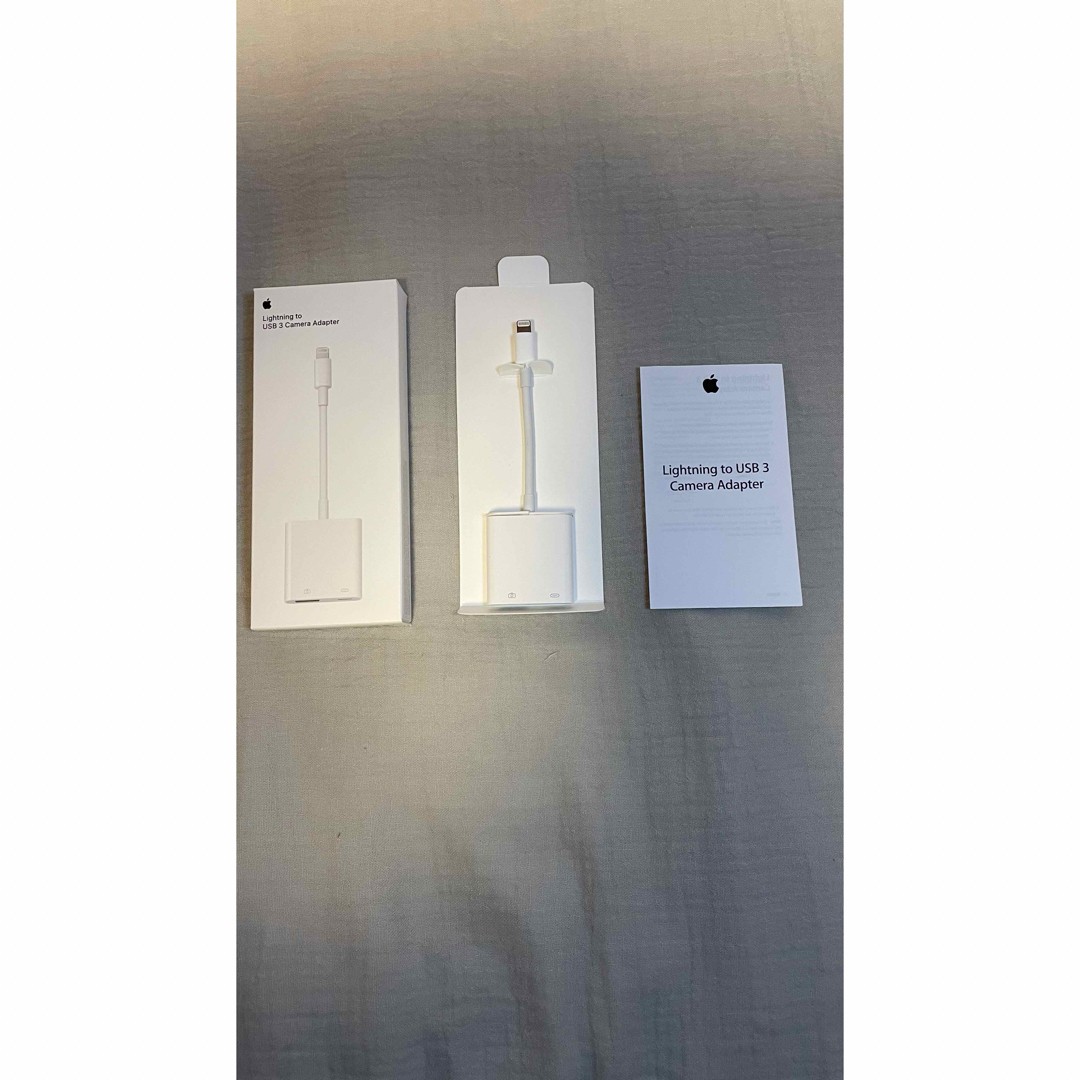 Apple(アップル)のApple Lightning-USB 3カメラアダプタ スマホ/家電/カメラのスマホアクセサリー(その他)の商品写真