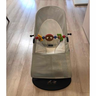 ベビービョルン(BABYBJORN)の【ラマ様専用】ベビービョルン バウンサー メッシュ おもちゃ付き(その他)