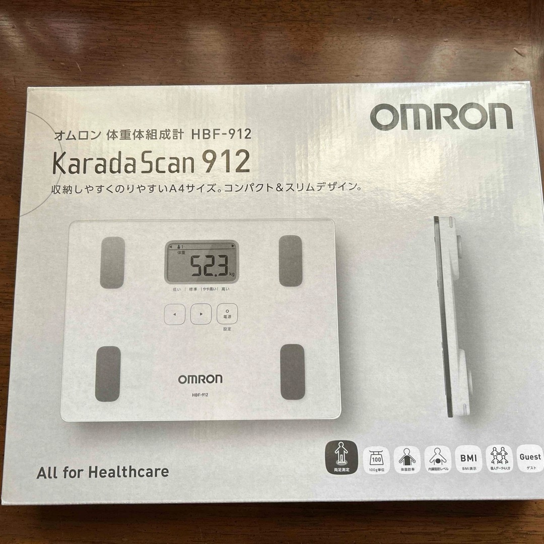 OMRON(オムロン)のオムロン　体重体組成計　体重計　HBFｰ912 スマホ/家電/カメラの美容/健康(体重計/体脂肪計)の商品写真