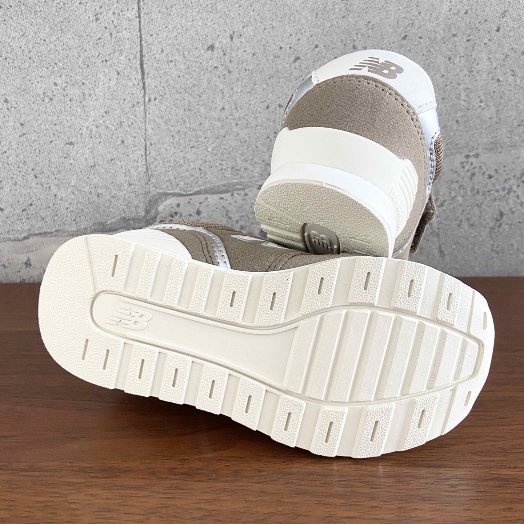 New Balance - 【新品】14.5センチ モカ ニューバランス New Balance - 【新品】14.5センチ モカ ニューバランス