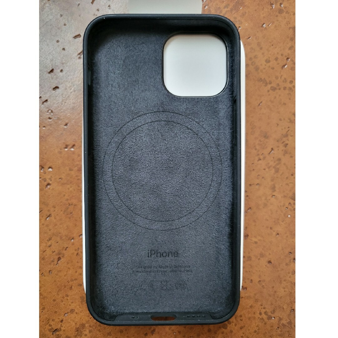 Apple(アップル)のMagSafe対応iPhone 13 miniシリコーンケース ミッドナイト スマホ/家電/カメラのスマホアクセサリー(iPhoneケース)の商品写真