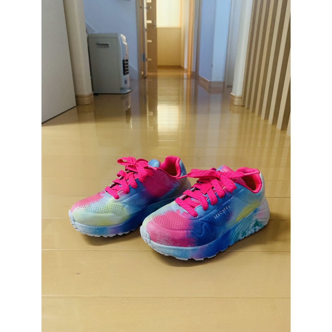 SKECHERS(スケッチャーズ)のSKECHERS スケッチャーズ キッズスニーカー 19cm キッズ/ベビー/マタニティのキッズ靴/シューズ(15cm~)(スニーカー)の商品写真