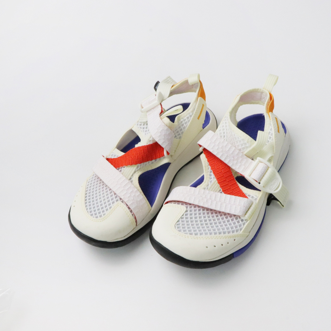 Chaco(チャコ)のチャコ Chaco メッシュアッパーストラップサンダル 23cm/オフホワイト系 靴【2400013593885】 レディースの靴/シューズ(サンダル)の商品写真