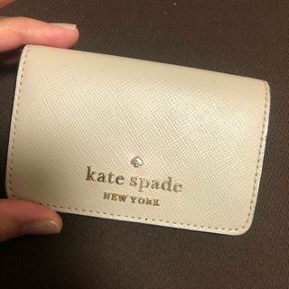 ケイトスペードニューヨーク(kate spade new york)のケイトスペード　キーケース　5連　ベージュ(キーケース)