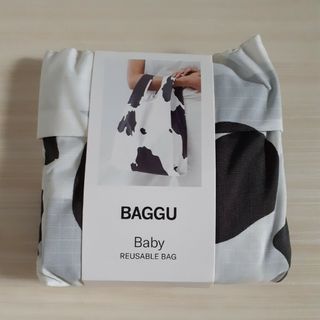 バグゥ(BAGGU)のBAGGU バグー Baby エコバッグ 牛柄 cow(エコバッグ)