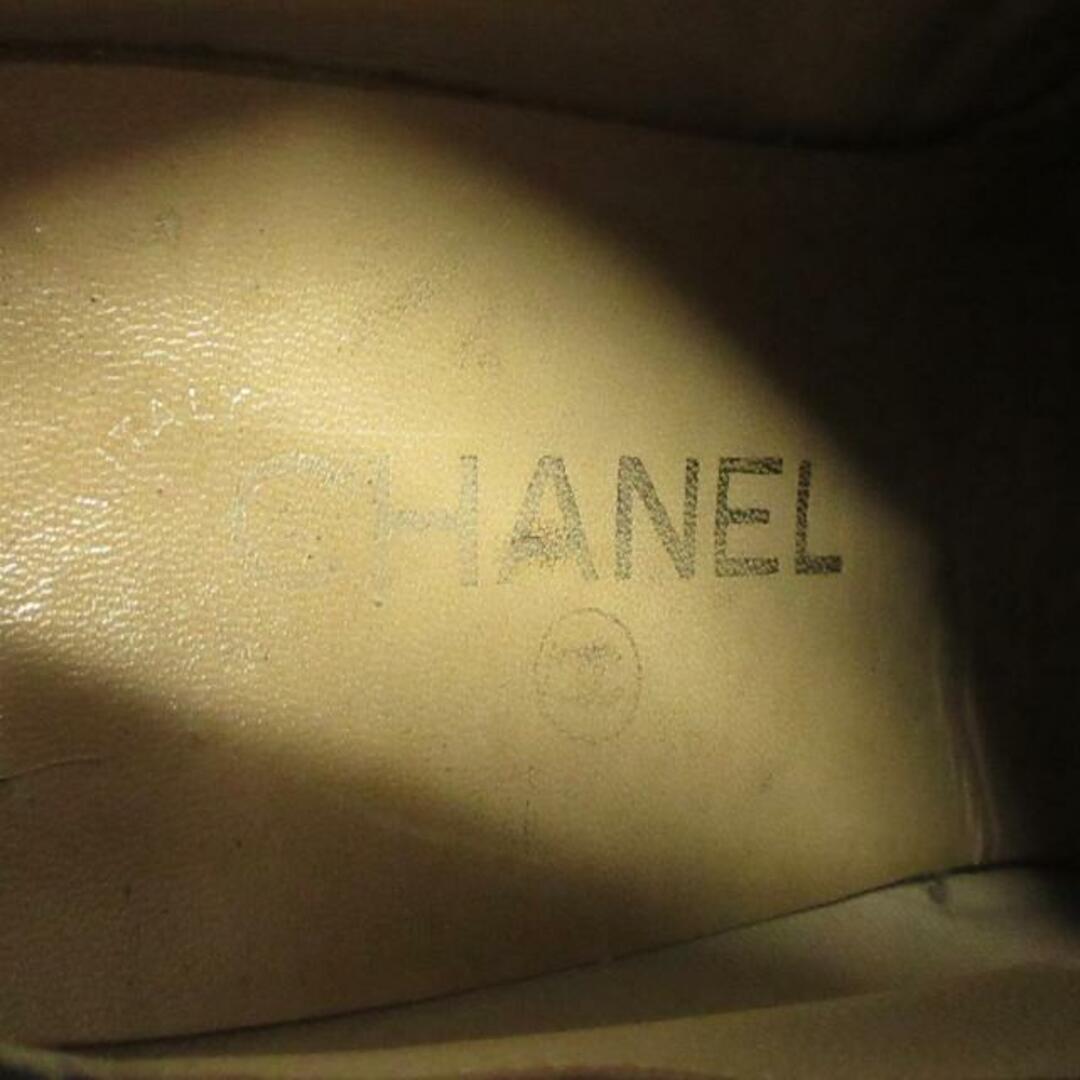 CHANEL(シャネル)のシャネル スニーカー レディース 黒×白 レディースの靴/シューズ(スニーカー)の商品写真