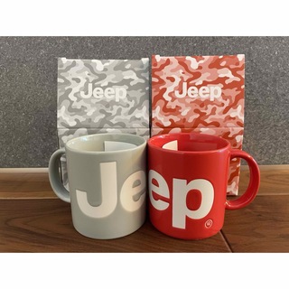 ジープ(Jeep)のJeep オフィシャルマグカップ  グレー レッド 新品未使用(グラス/カップ)