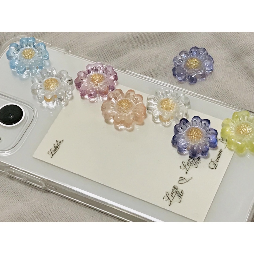 カラフルなお花のiPhoneケース スマホ/家電/カメラのスマホアクセサリー(iPhoneケース)の商品写真