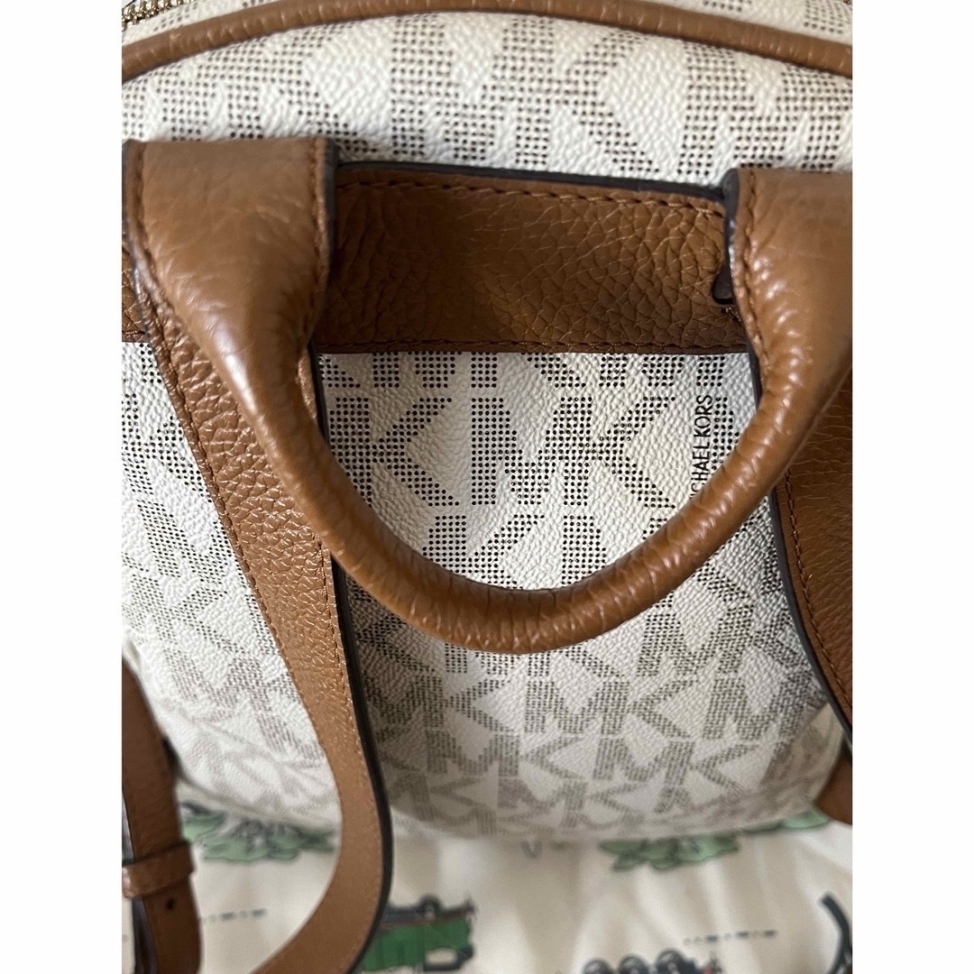 Michael Kors(マイケルコース)の【美品】MICHAELKORS リュック レディースのバッグ(リュック/バックパック)の商品写真