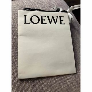 ロエベ(LOEWE)のロエベ　ショップ袋　リボン付き(ショップ袋)