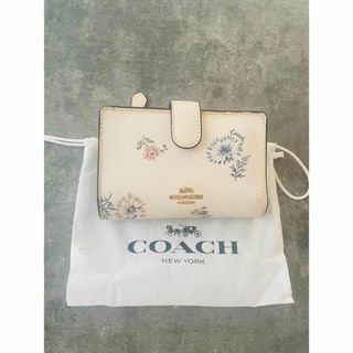 コーチ(COACH)のコーチ　二つ折り財布　花柄(財布)