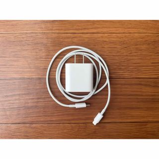 アップル(Apple)のCタイプ&ライトニング 充電器(バッテリー/充電器)