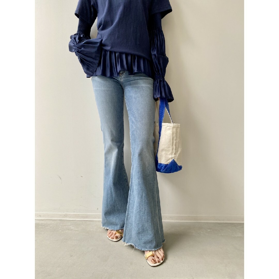 L'Appartement DEUXIEME CLASSE(アパルトモンドゥーズィエムクラス)のCitizens of humanity　SUPER FLARE DENIM レディースのパンツ(デニム/ジーンズ)の商品写真