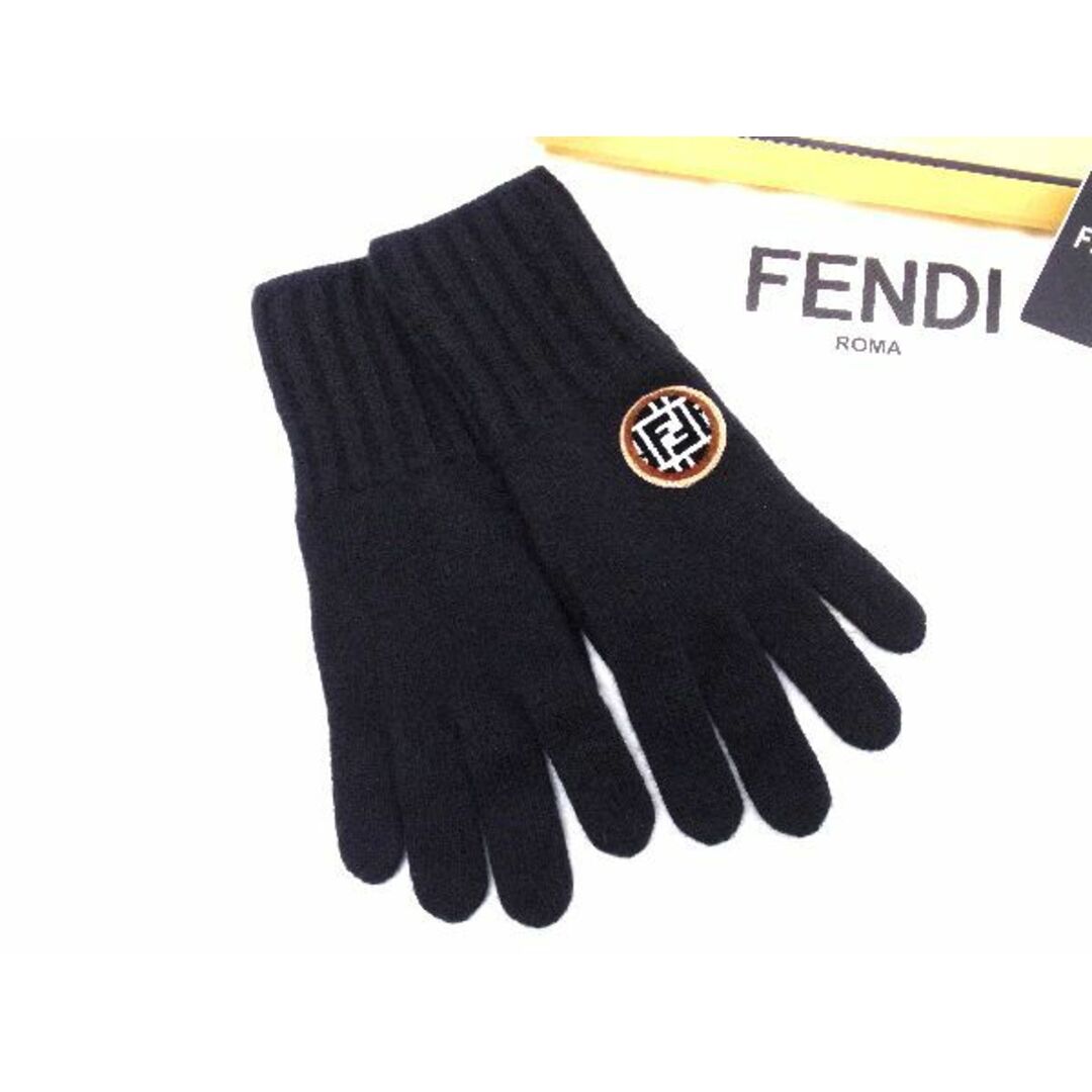 ■新品■未使用■ FENDI フェンディ ズッカ ウール×カシミヤ グローブ 手袋 レディース メンズ ブラック系 AR5772FENDIの