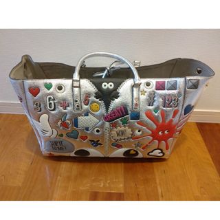 アニヤハインドマーチ(ANYA HINDMARCH)の廃盤 英王室御用達 アニヤハインドマーチ ステッカーズEbury　トート大(トートバッグ)