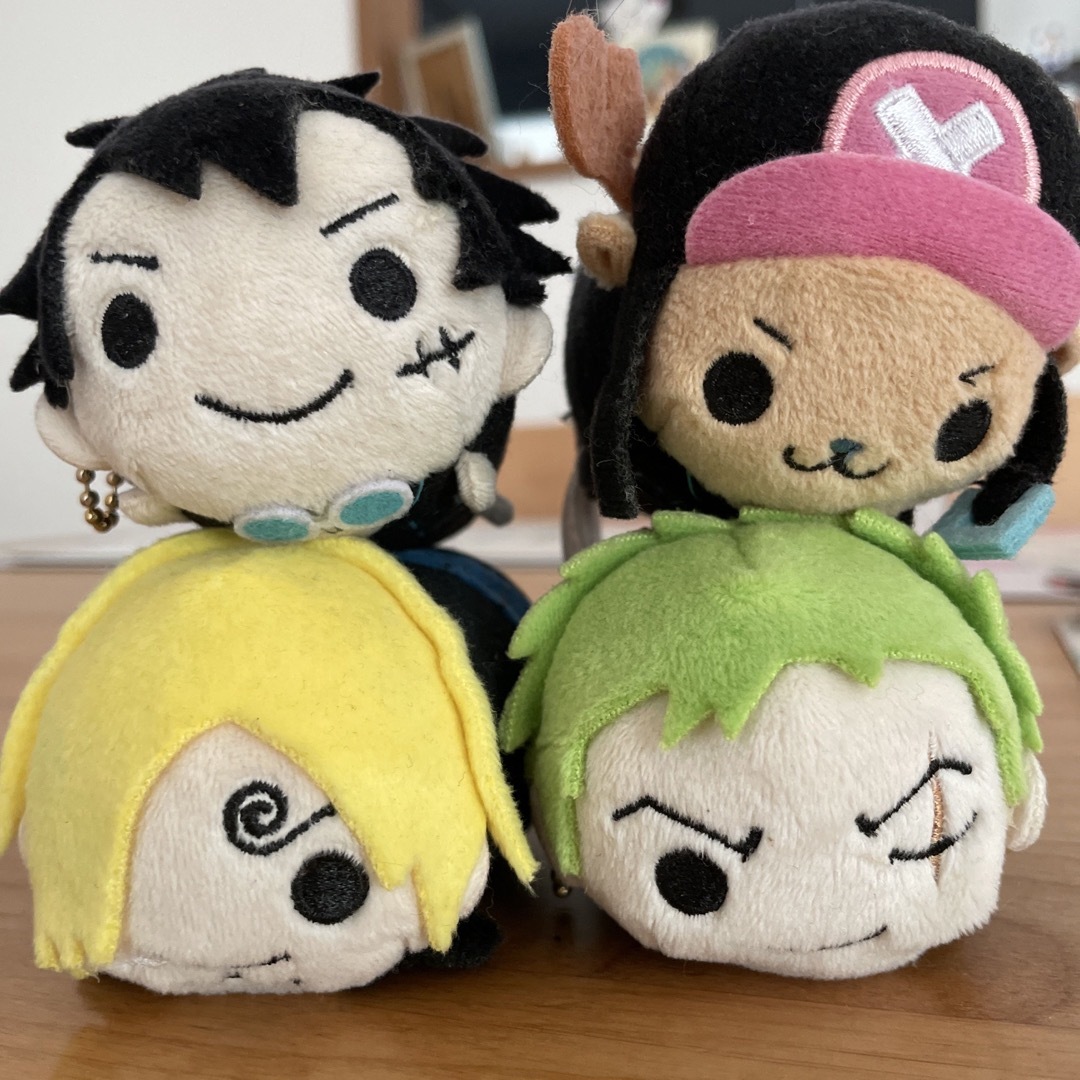 ONE PIECE(ワンピース)のONE PIECE ワンピース ムギムギおてだま GOLD ルフィ ゾロ サンジ エンタメ/ホビーのおもちゃ/ぬいぐるみ(キャラクターグッズ)の商品写真