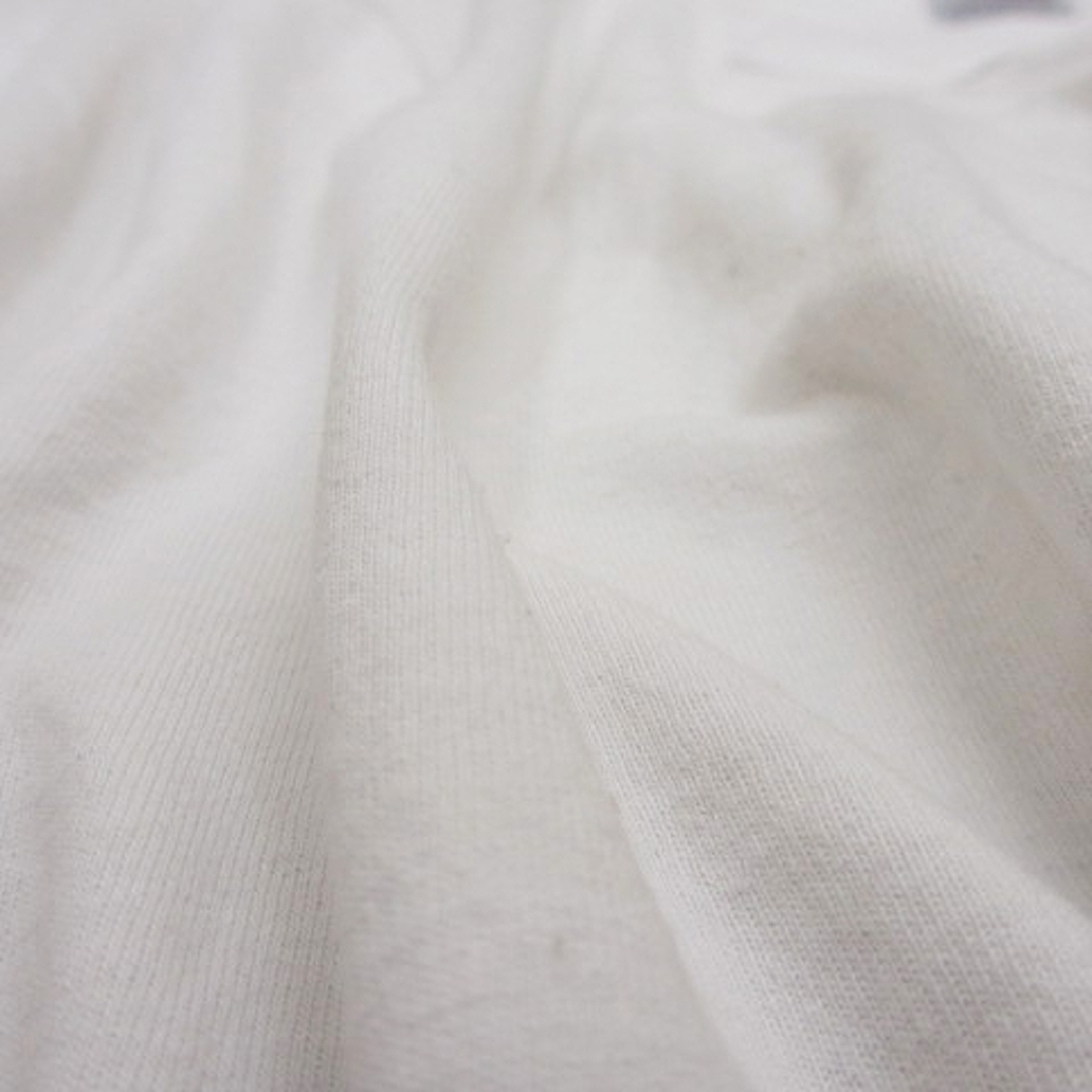 carhartt(カーハート)のカーハート Tシャツ 半袖 ワンポイント ロゴ コットン 白 ホワイト XL メンズのトップス(Tシャツ/カットソー(半袖/袖なし))の商品写真