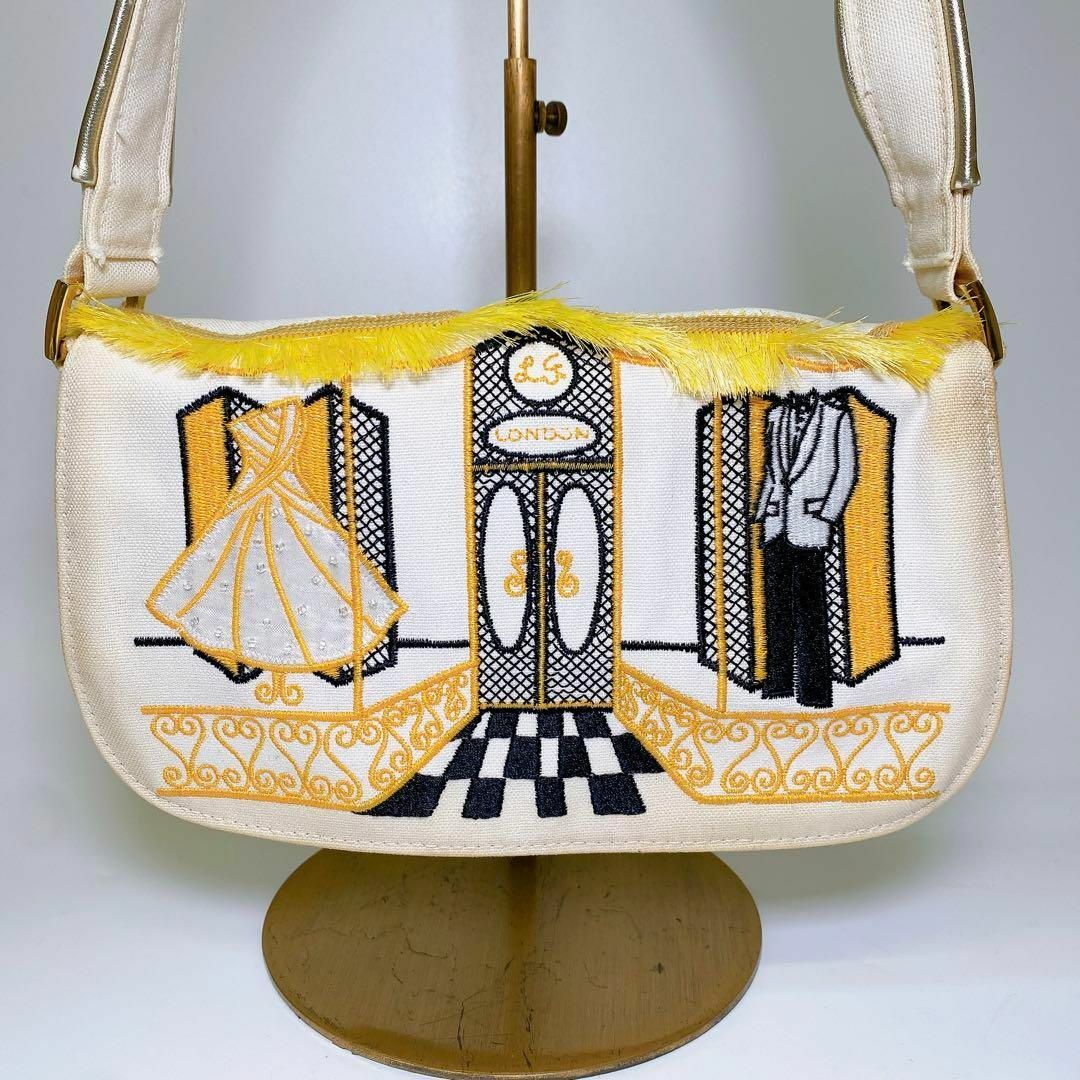 LULU GUINNESS(ルルギネス)の1849 現状特価 ルルギネス ショルダーポーチ ハンドバッグ 刺繍 レディースのバッグ(ショルダーバッグ)の商品写真