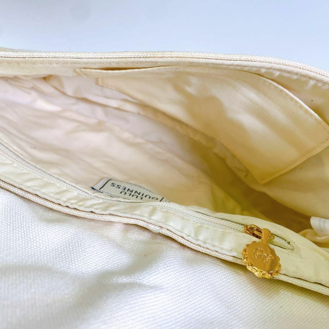 LULU GUINNESS(ルルギネス)の1849 現状特価 ルルギネス ショルダーポーチ ハンドバッグ 刺繍 レディースのバッグ(ショルダーバッグ)の商品写真