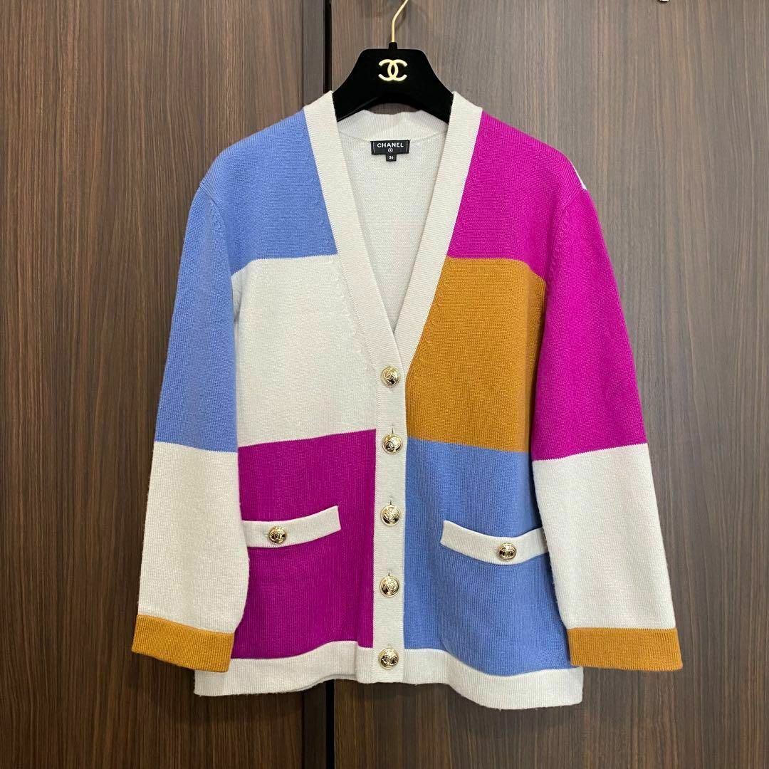 CHANEL - 1回 CHANEL シャネル 上質カシミア ココマークボタン CHANEL - 1回 CHANEL シャネル 上質カシミア ココマークボタン