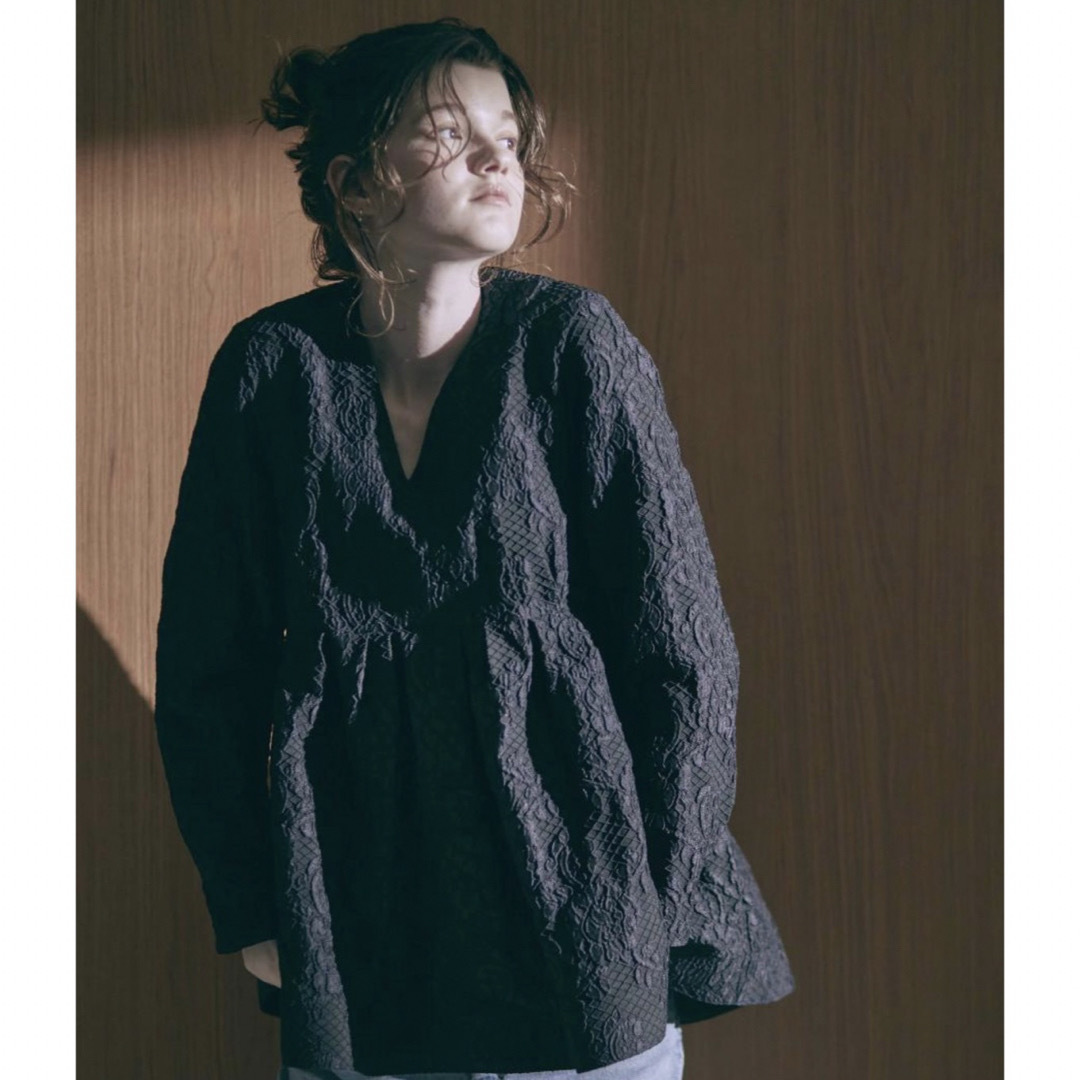 Drawer(ドゥロワー)のFORFORMO Jacquard Forme Tops レディースのトップス(シャツ/ブラウス(長袖/七分))の商品写真