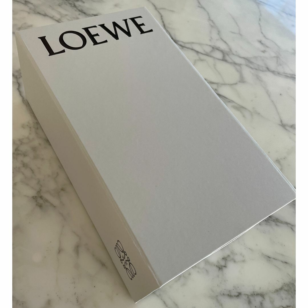 LOEWE(ロエベ)の【LOEWE】ロエベ イーズ サンダル 37 ( 24cm ) レディースの靴/シューズ(サンダル)の商品写真