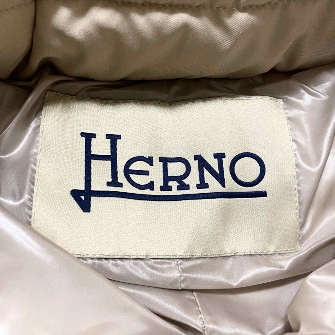 HERNO(ヘルノ)の新品未使用！送料込み★HERNO★POLAR-TECH ファーダウン レディースのジャケット/アウター(ダウンジャケット)の商品写真