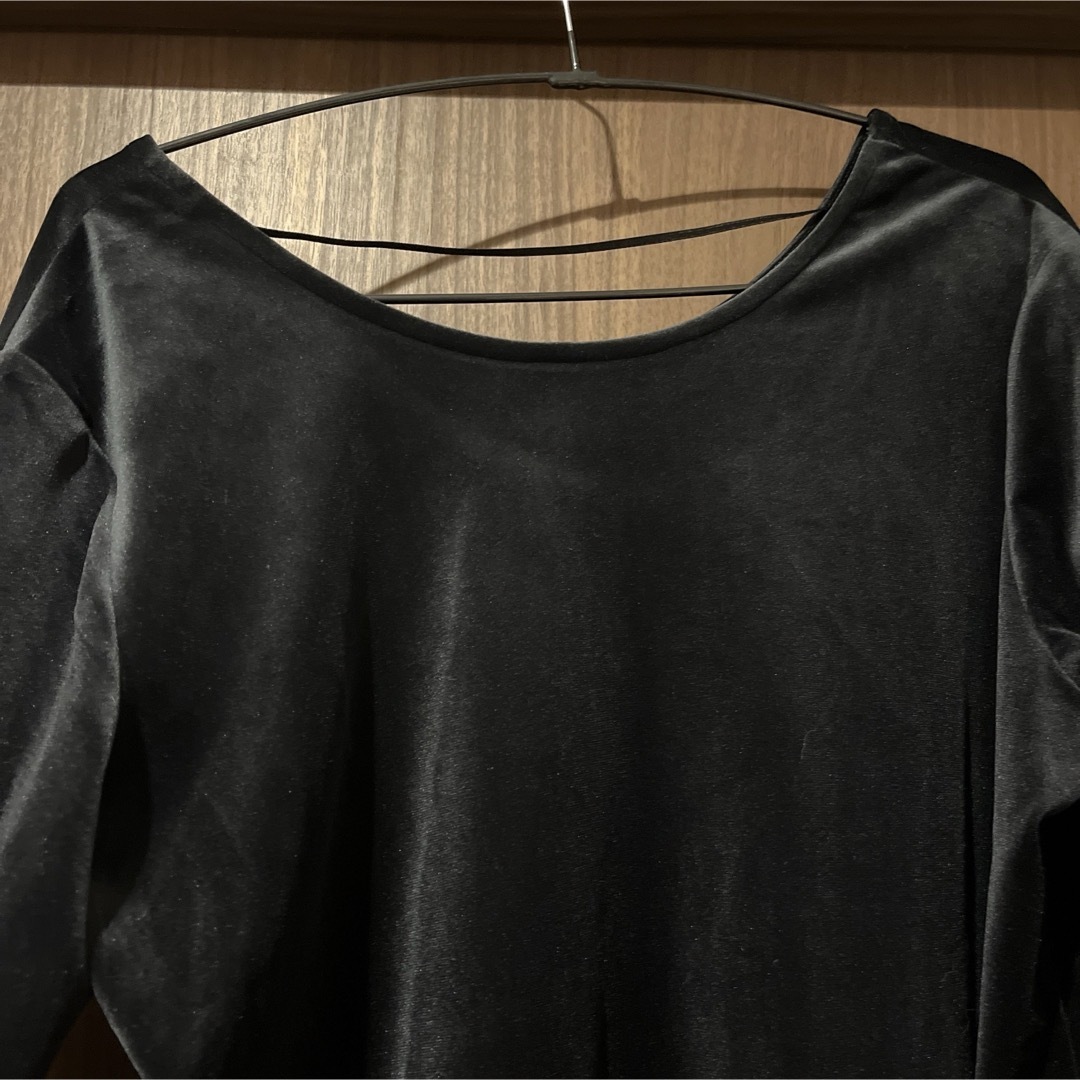 GU(ジーユー)のGU ベロアT ブラック　大きいサイズ レディースのトップス(カットソー(長袖/七分))の商品写真