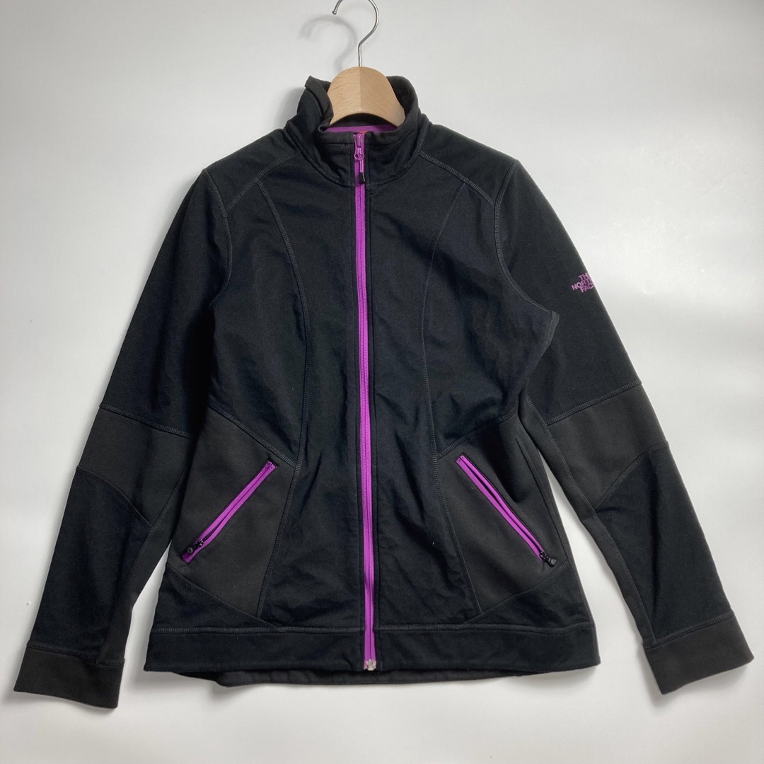 THE NORTH FACE(ザノースフェイス)のノースフェイストレーニングウェア レディースのジャケット/アウター(ブルゾン)の商品写真