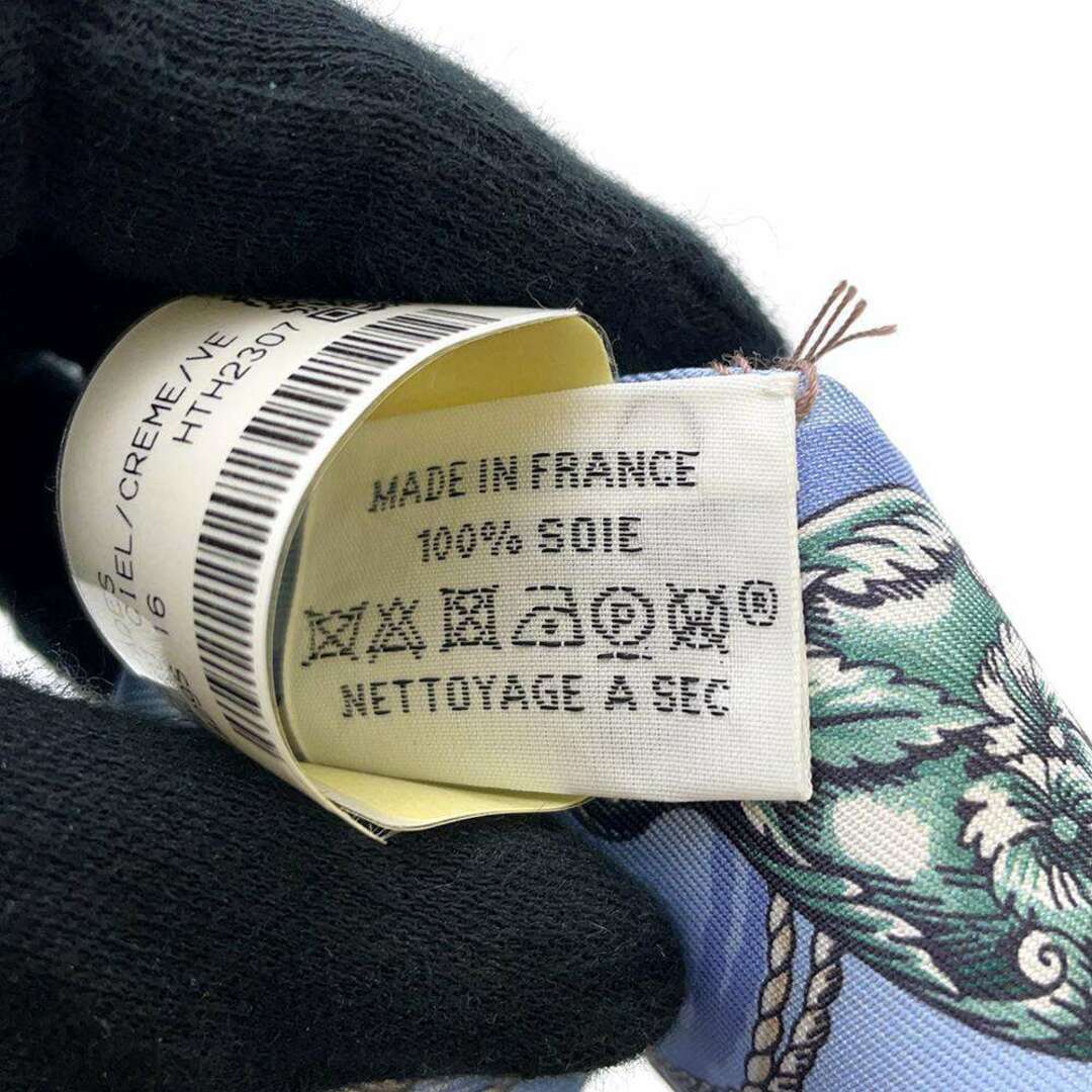 Hermes(エルメス)のエルメス スカーフ ツイリー 騎馬行進 Cavalcades HERMES シルクツイル 2023秋冬 レディースのファッション小物(バンダナ/スカーフ)の商品写真