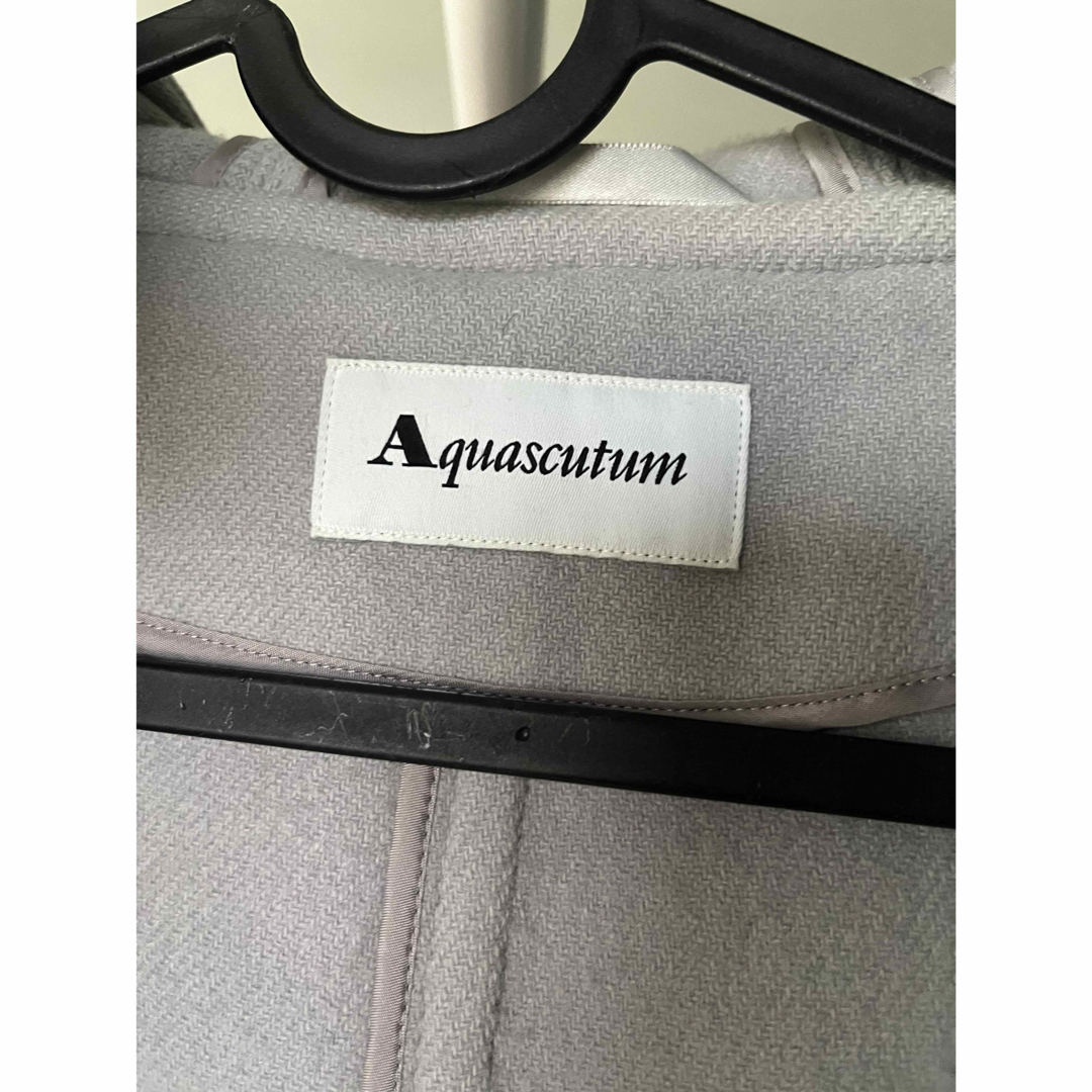 AQUA SCUTUM(アクアスキュータム)のショート丈　ダッフルコート レディースのジャケット/アウター(ダッフルコート)の商品写真