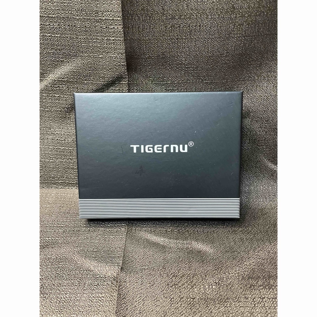 Tigernu 男性用　財布　名刺ホルダー　レザーウォレット　カードホルダー レディースのファッション小物(名刺入れ/定期入れ)の商品写真