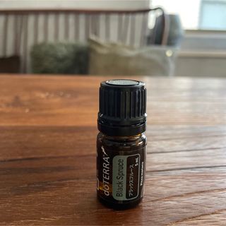 ドテラ(doTERRA)のdoTERRA ドテラ ブラックスプルース エッセンシャルオイル アロマオイル(エッセンシャルオイル（精油）)