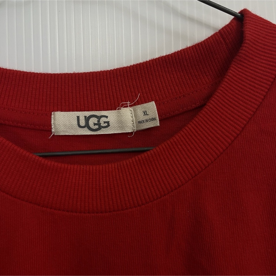 UGG(アグ)のUGG アグ USバックプリント ロンT  トレーナー XL レディースのトップス(Tシャツ(長袖/七分))の商品写真