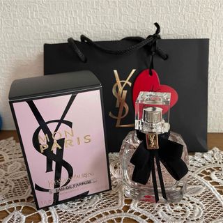 イブサンローラン(Yves Saint Laurent Beaute) フローラル 香水