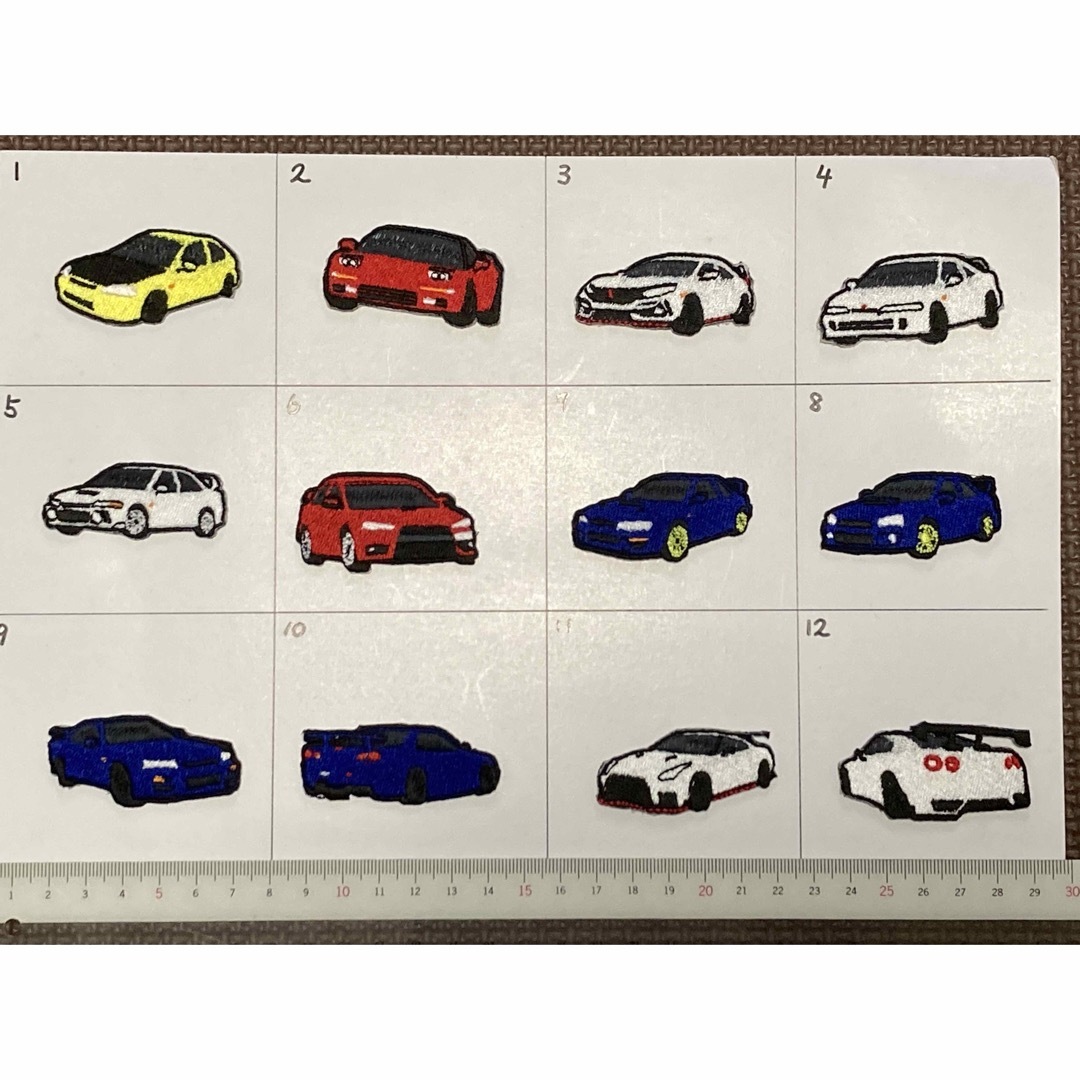 選べる車刺繍ワッペン4点セット【アイロン接着タイプ】第2弾 ハンドメイドの素材/材料(各種パーツ)の商品写真