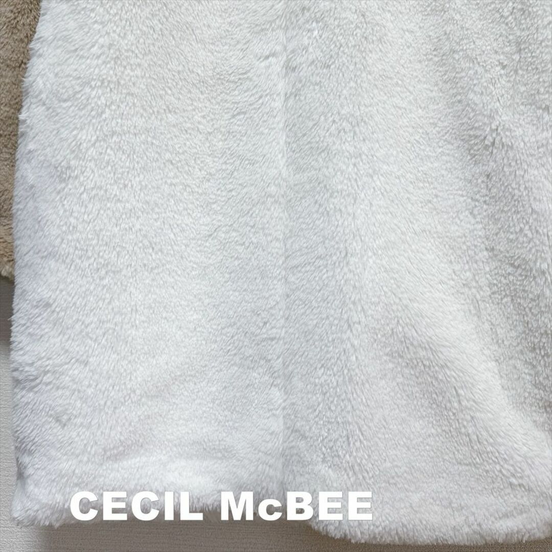 CECIL McBEE(セシルマクビー)の【CECIL McBEE】セシルマクビー ブロック配色コンビ ファーコート レディースのジャケット/アウター(毛皮/ファーコート)の商品写真