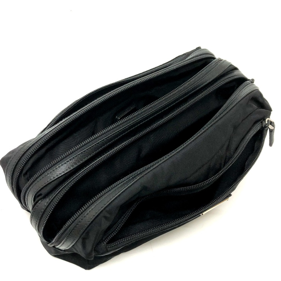 PRADA(プラダ)のプラダ PRADA セカンドバッグ クラッチバッグ 2NA030 ロゴプレート トラベル ポーチ ナイロン/レザー ブラック レディースのファッション小物(ポーチ)の商品写真