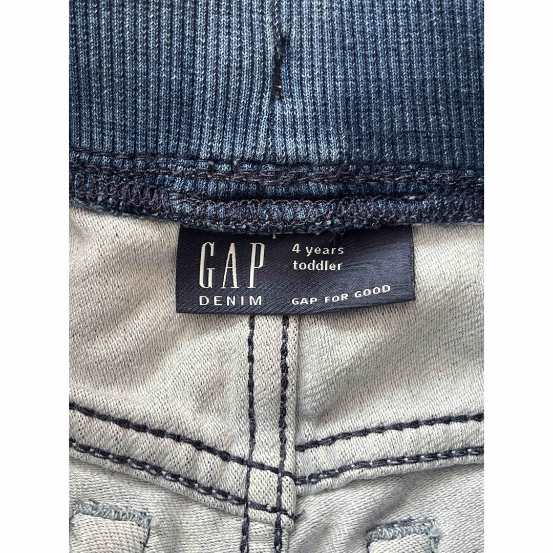 GAP Kids(ギャップキッズ)の4years  GAP デニム キッズ/ベビー/マタニティのキッズ服男の子用(90cm~)(パンツ/スパッツ)の商品写真