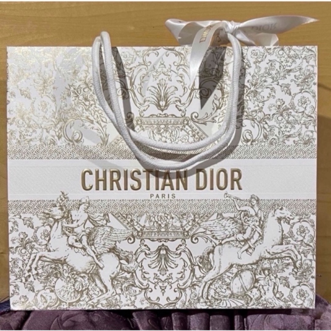 限定【ディオール】DIOR★2023★ホリデーショッパー★ギフト | フリマアプリ ラクマ