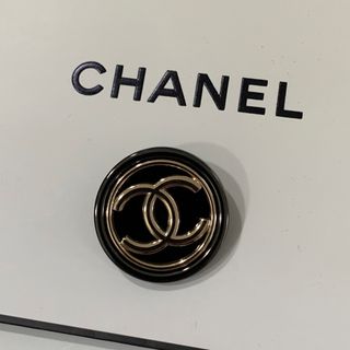 シャネル(CHANEL)のシャネル　ボタン　ヘアゴム(各種パーツ)