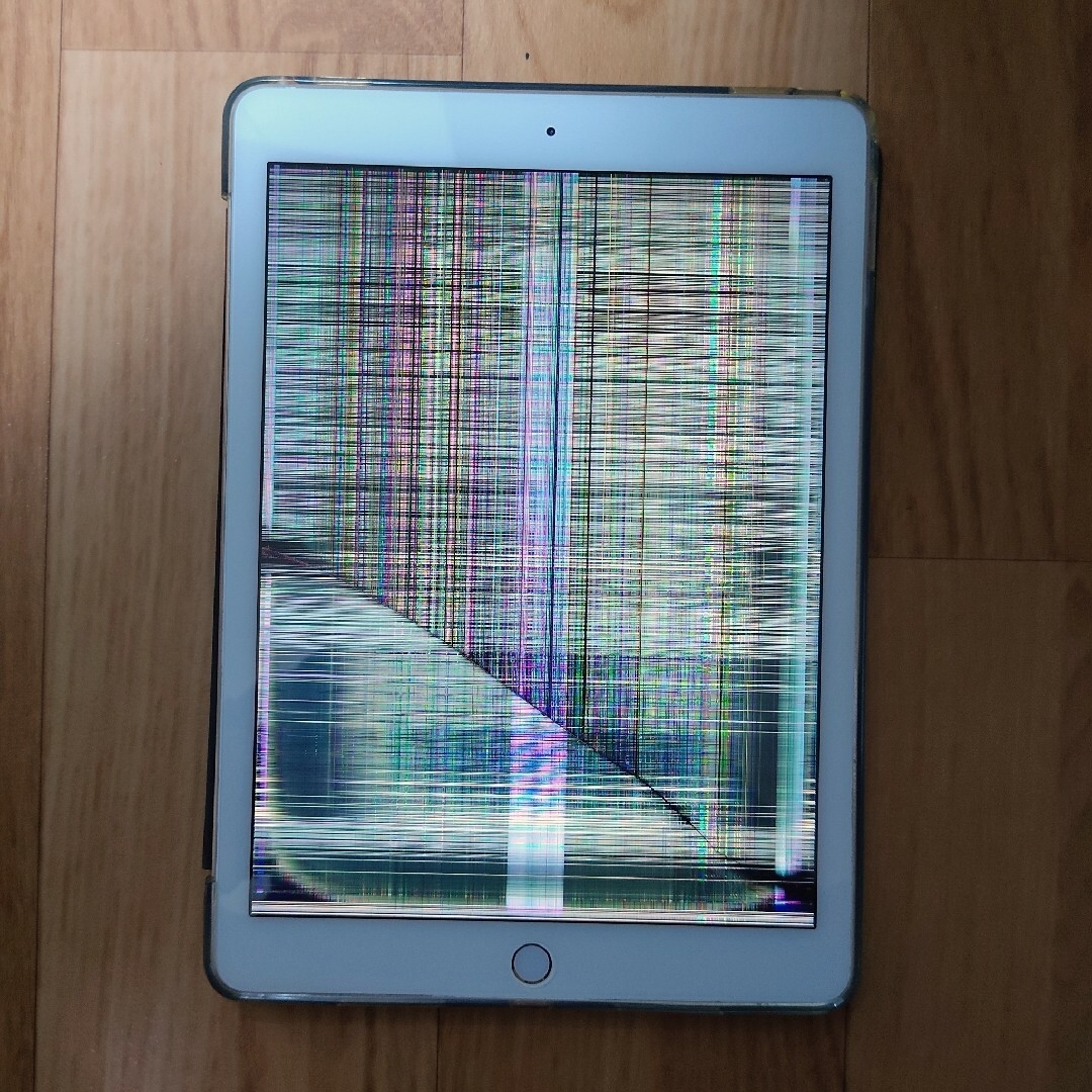 値下げしました！【ジャンク】第1世代 iPad Pro 9.7インチ 128GB