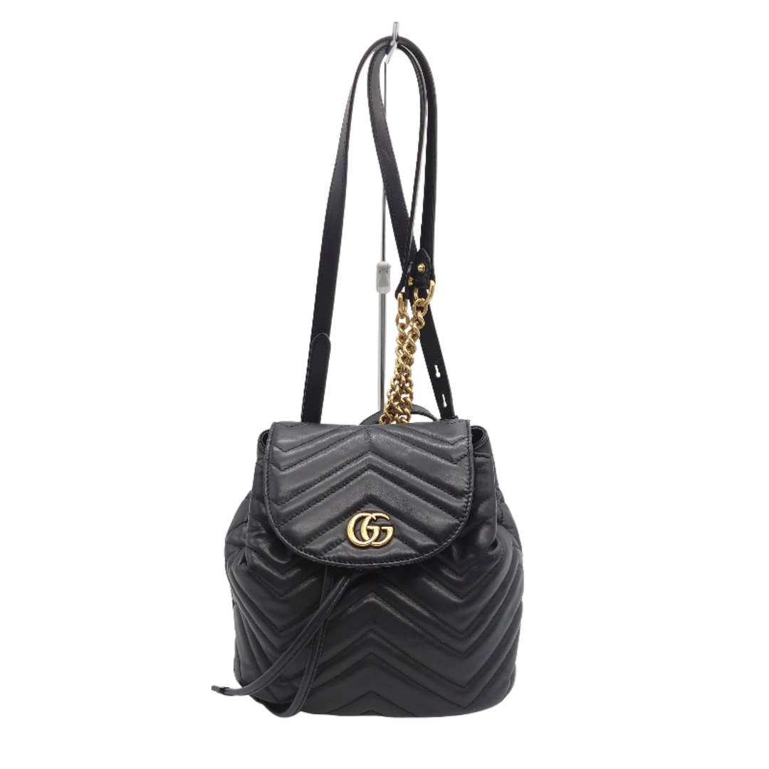 Gucci(グッチ)の【決算セール 衝撃プライス 31日迄 当店通常価格149,800円】 グッチ GUCCI GGマーモント リュック ミニリュック バックパック キルティング ブラック 黒色 レザー 528129 213317   レディース 【中古 Bランク】 送料無料 レディースのバッグ(リュック/バックパック)の商品写真