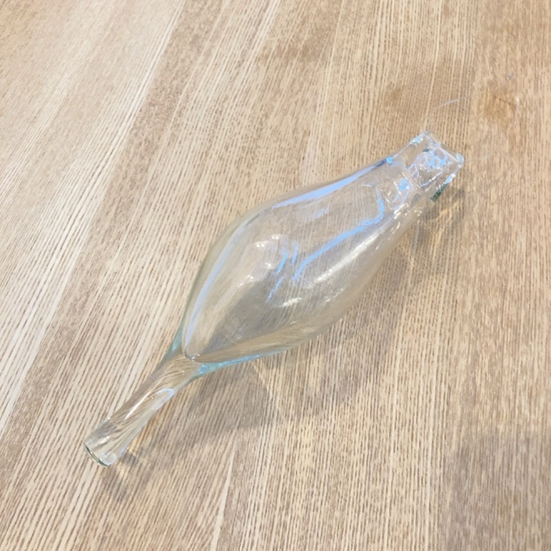 おおやぶみよ　日月　沖縄　ガラス　つり下げVASE 花瓶 インテリア/住まい/日用品のインテリア小物(花瓶)の商品写真
